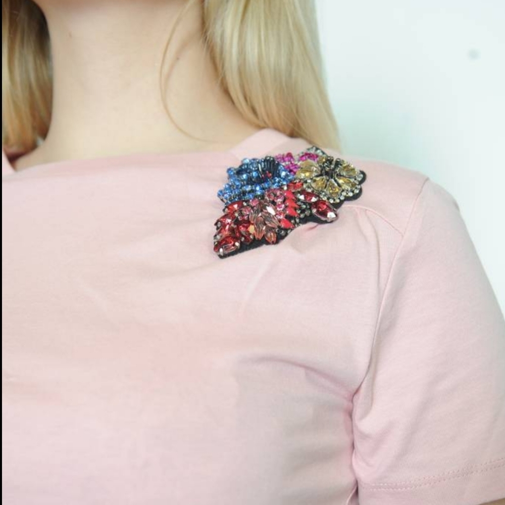 Pinko Crew Neckline Short Sleeve Beaded Brooch Pink Cotton Top Size S Sm… - Picture 8 of 8